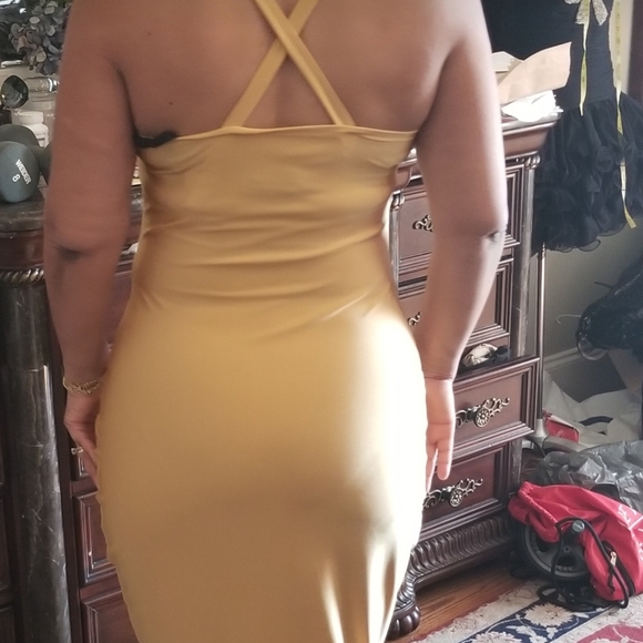 Custom dress - Picture 4 of 4